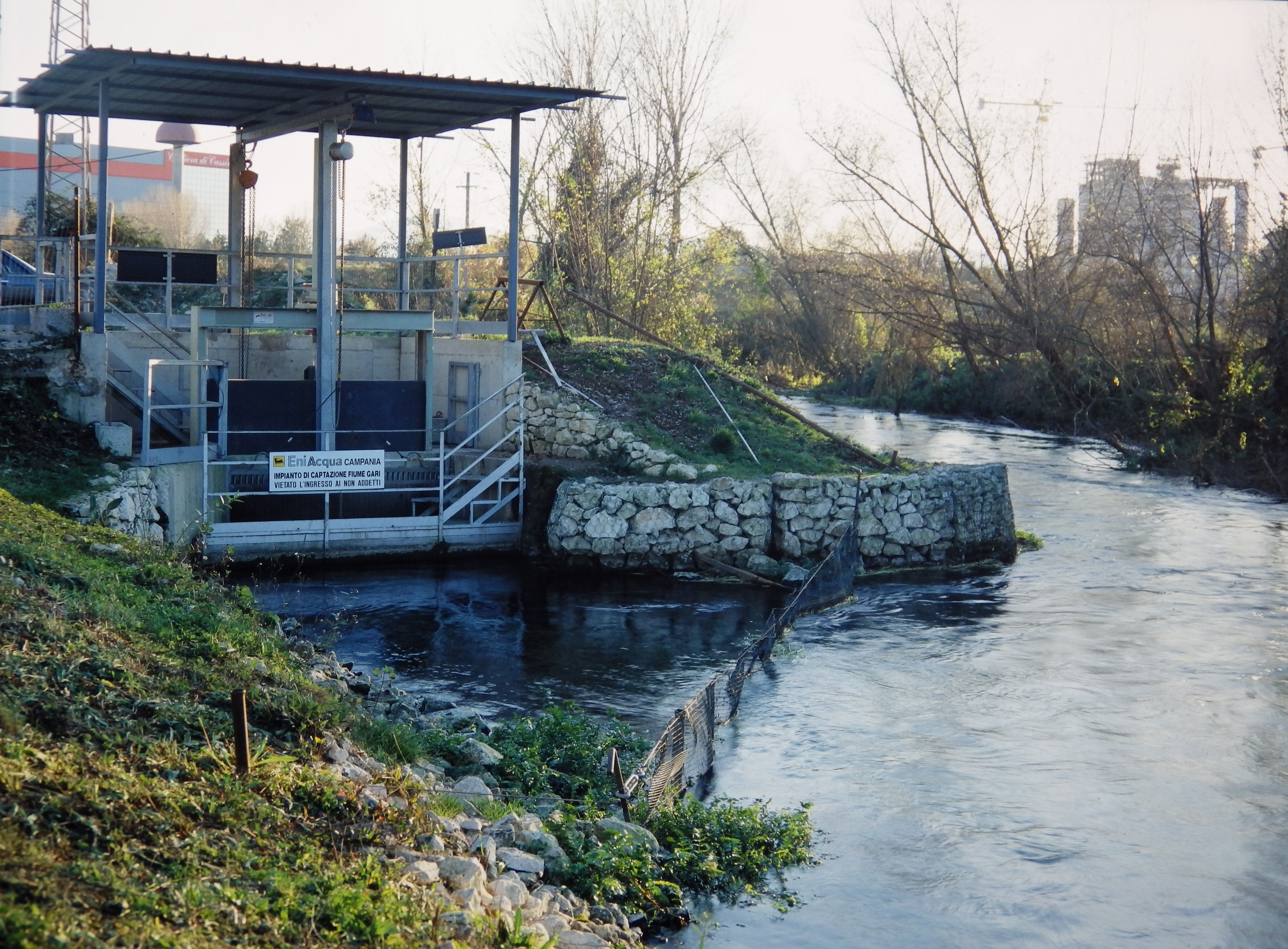 Opera di presa fiume Gari - fine anni 90